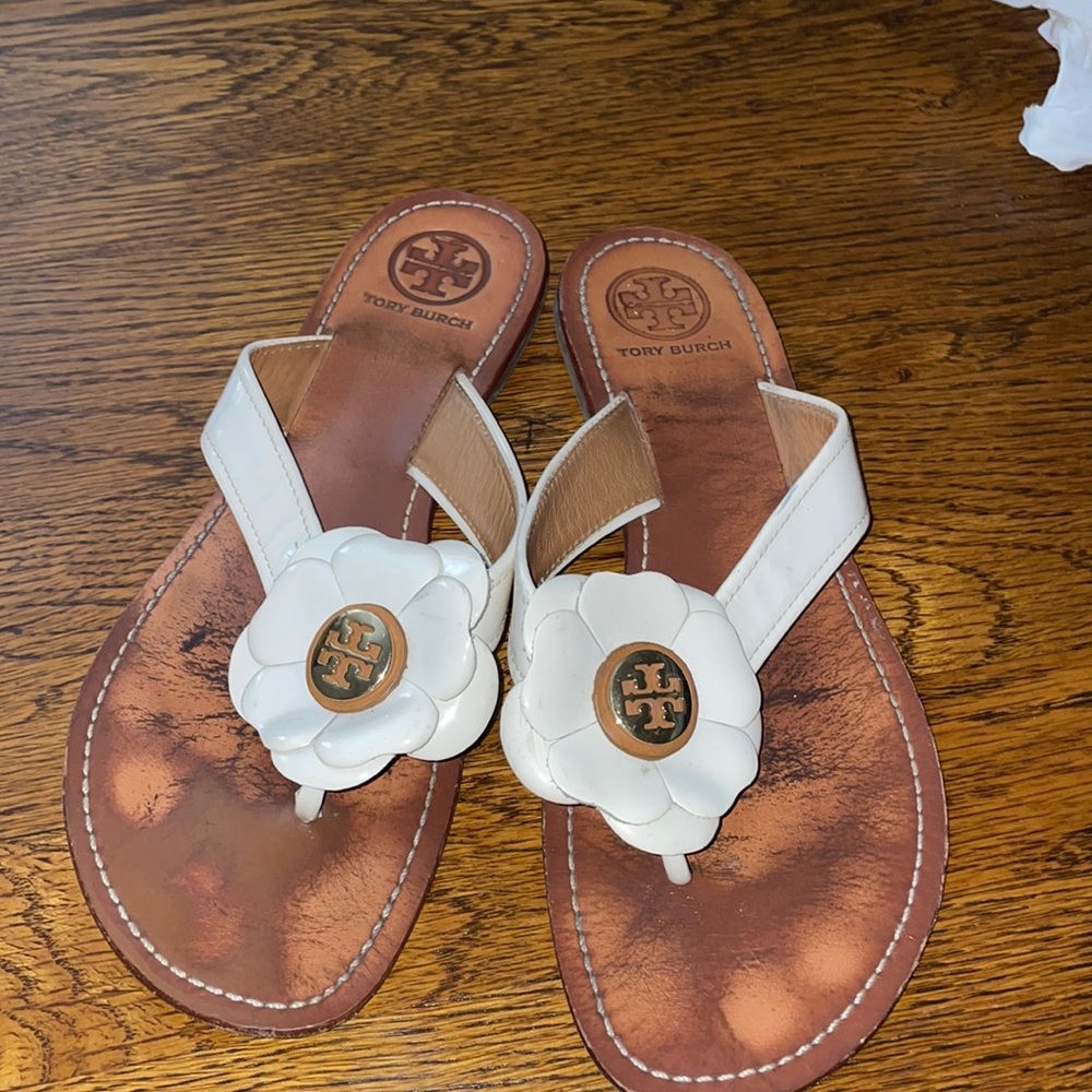 Tory Burch flower power thong sandal
